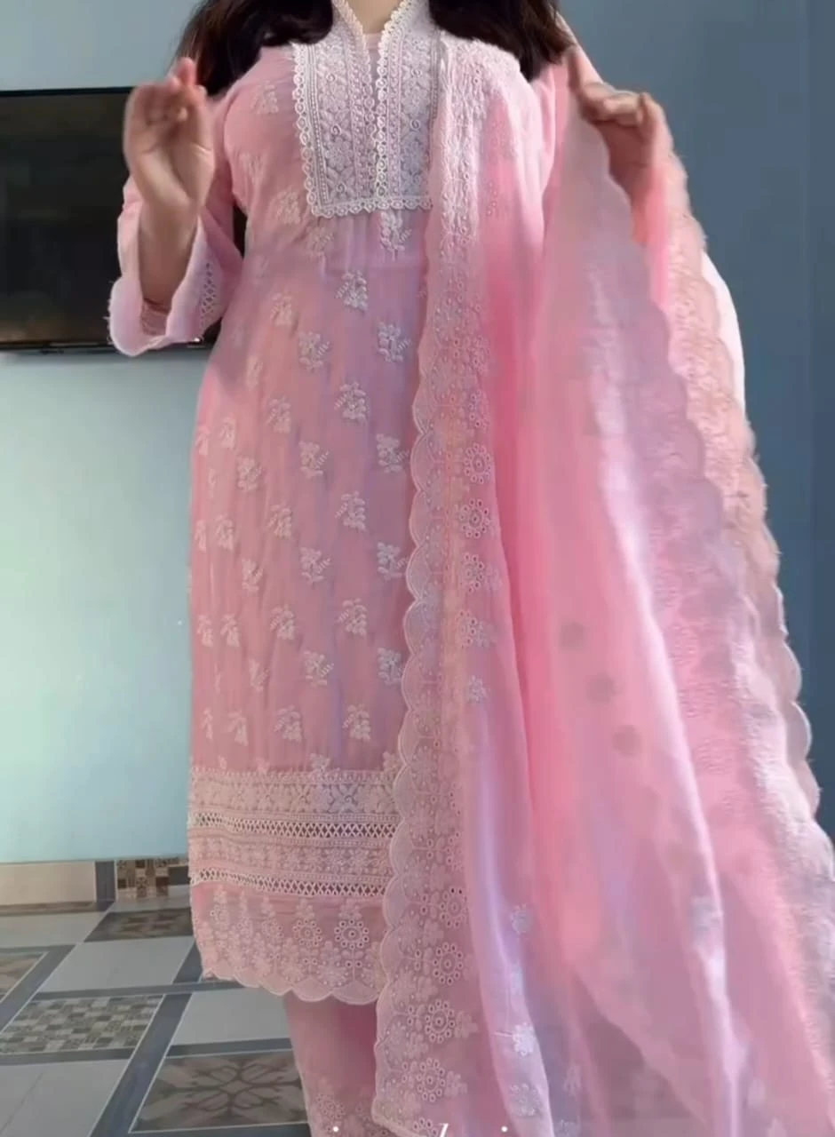 Embroidery three piece
