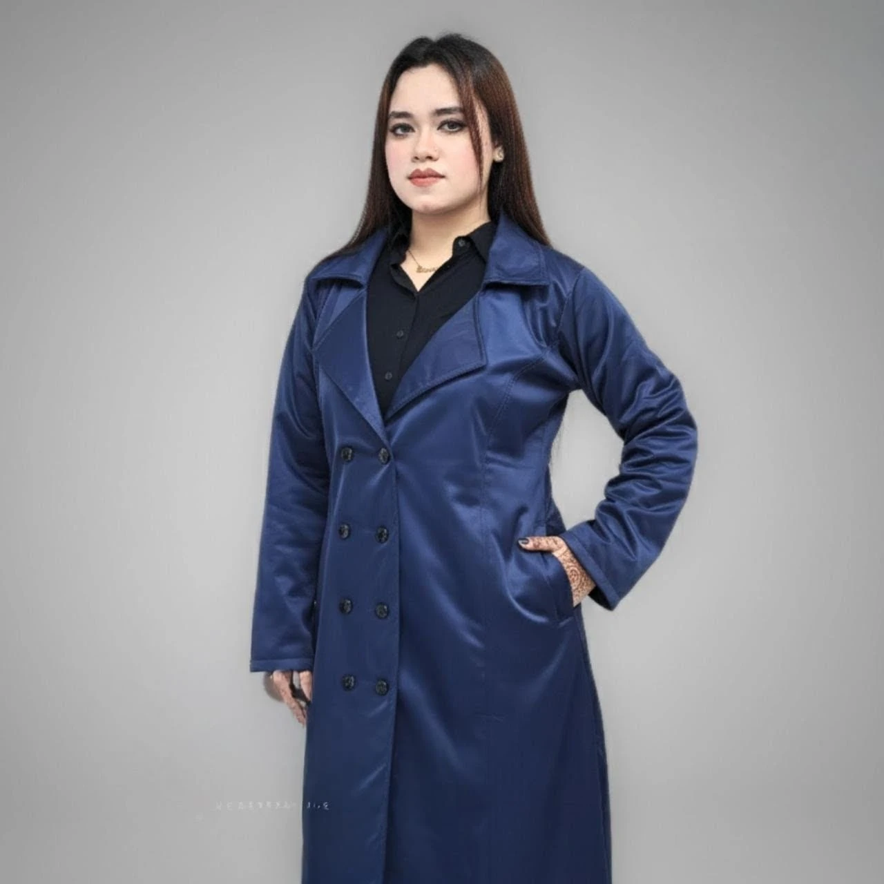 Stylish Ladies overcoat (button system)
